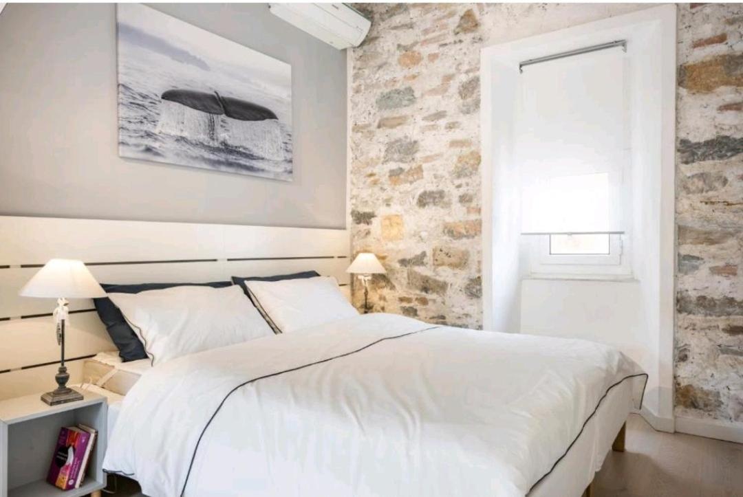 Whale Song Apartment - With Private Parking La Spezia Buitenkant foto
